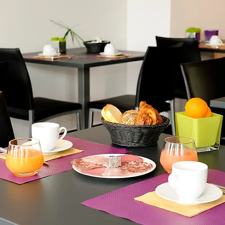 Lagrange Lumiere Hotel apartamentowy Lyon